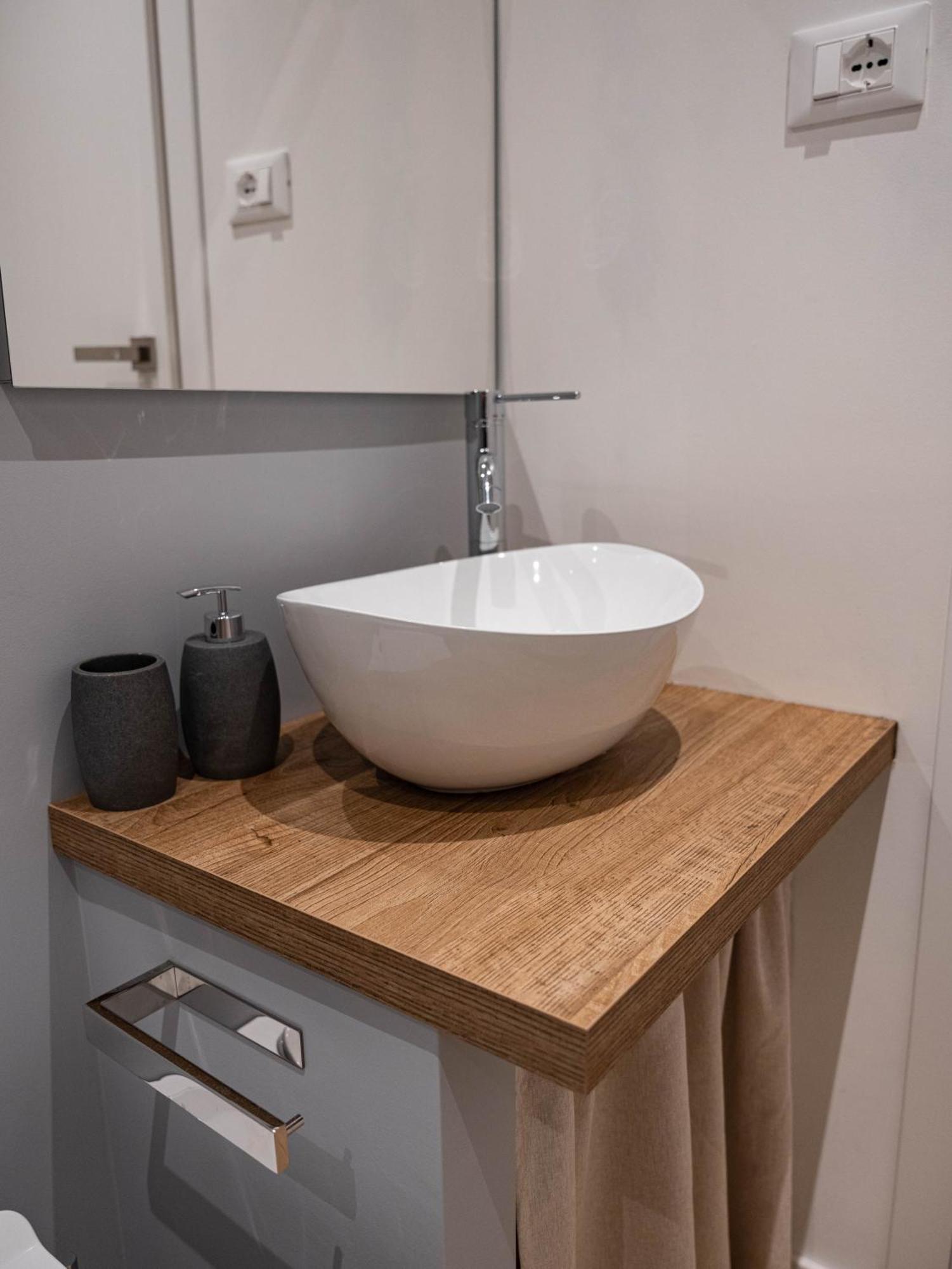Moor Assarotti Suites - Genova City Center Экстерьер фото
