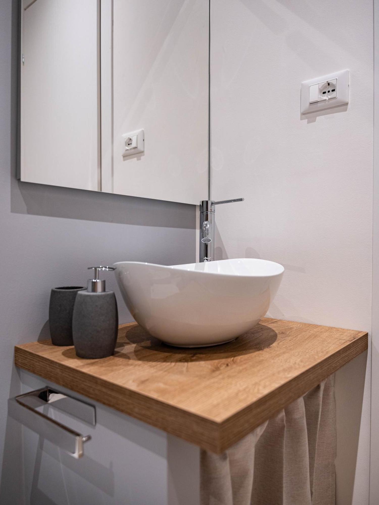Moor Assarotti Suites - Genova City Center Экстерьер фото